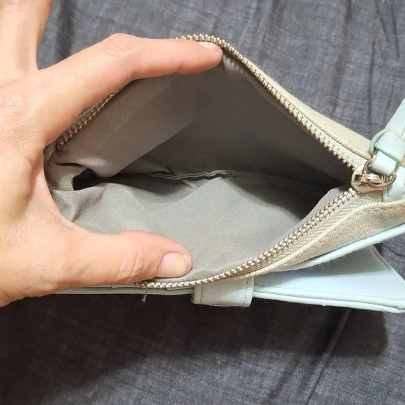 Light Blue Clutch - Picture 3 of 4